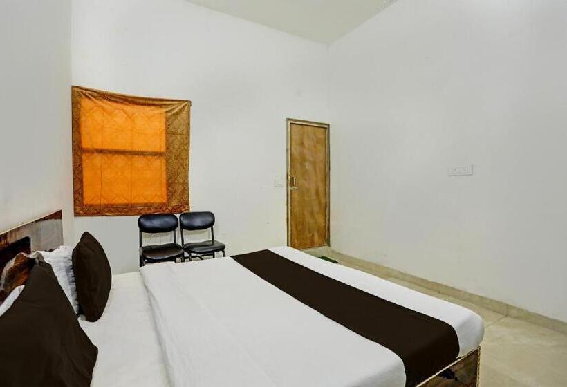 三人经典房间, Oyo Hotel Grand View