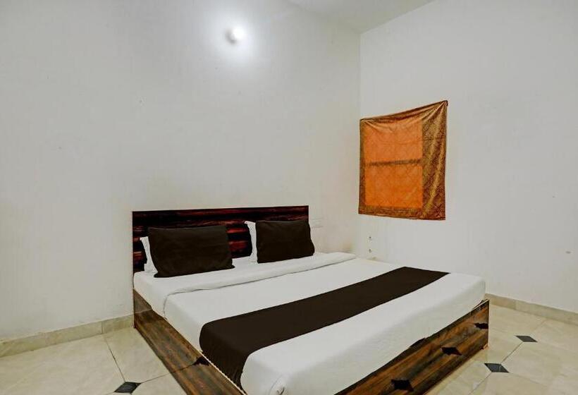 三人经典房间, Oyo Hotel Grand View