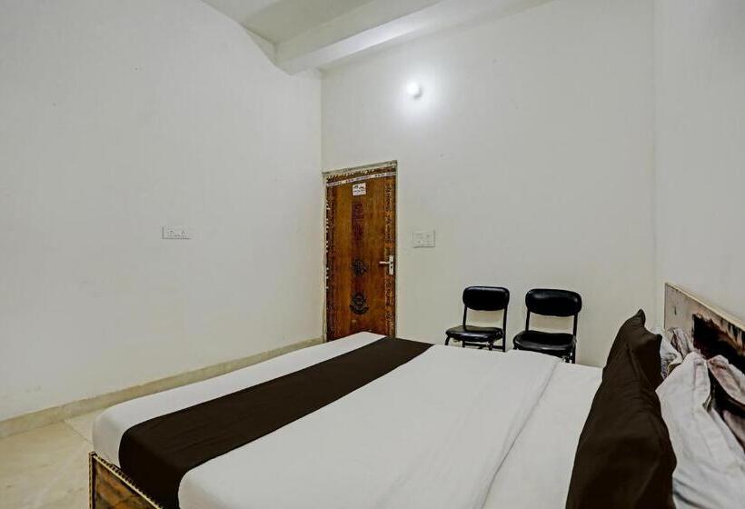 Трехместный Номер Классика, Oyo Hotel Grand View