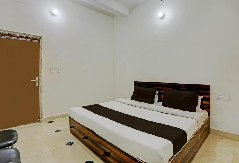 Трехместный Номер Классика, Oyo Hotel Grand View