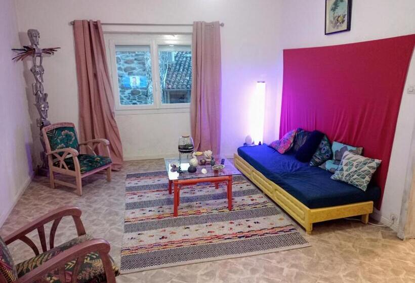 غرفة قياسية, Chambre D Hôte
