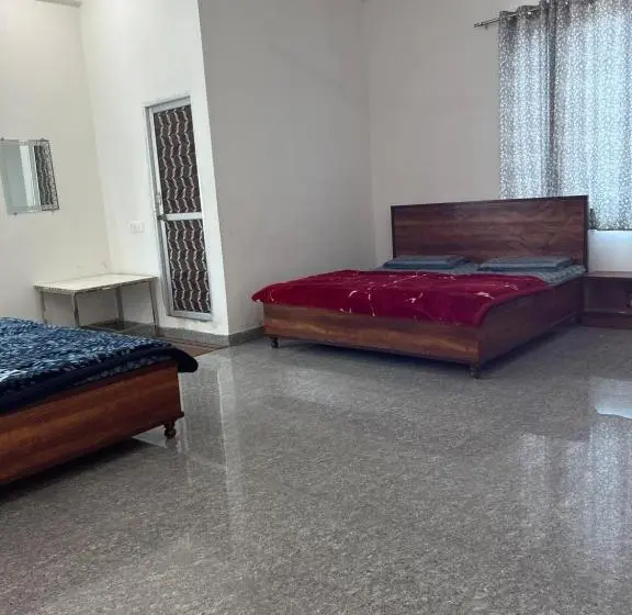 Perhehuone, Prem Bhawan Guest House