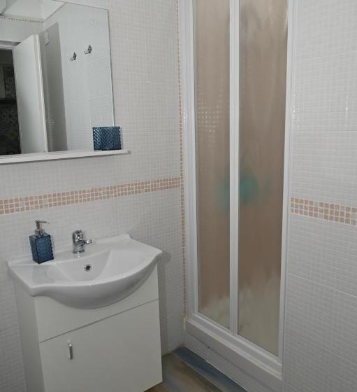 Семейное Студио, Vesuvius Dream