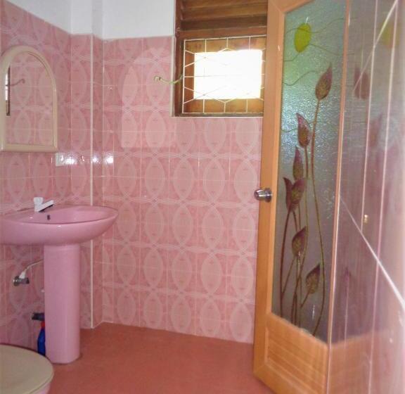 Номер Стандарт с Балконом, Villa Anura