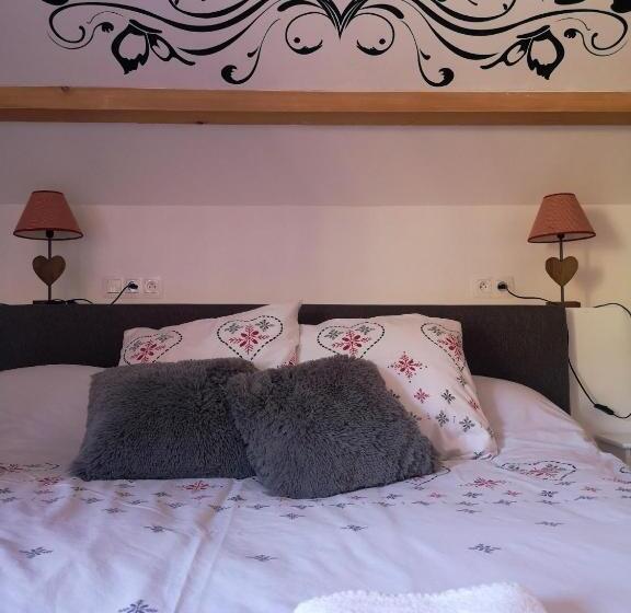 חדר סטנדרט לארבעה, La Fruitière D Arith