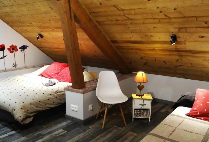 Standard Kolmen Hengen Huone, La Fruitière D Arith