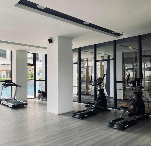 סטודיו סטנדרט עם מרפסת, Comfy Suites