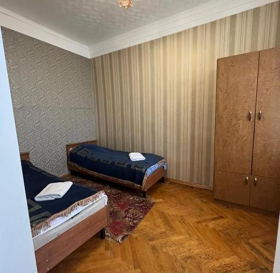 اتاق استاندارد چهار تخته, 2 х комнатный номер с 4 кроватями
