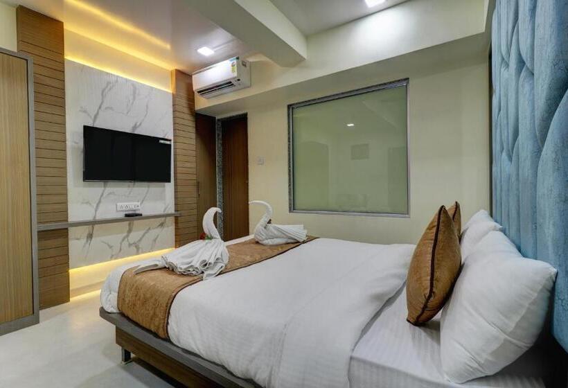 Люкс, Shree Residency Lodging & Boarding