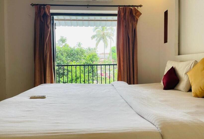 Номер Deluxe, The Merit Resort