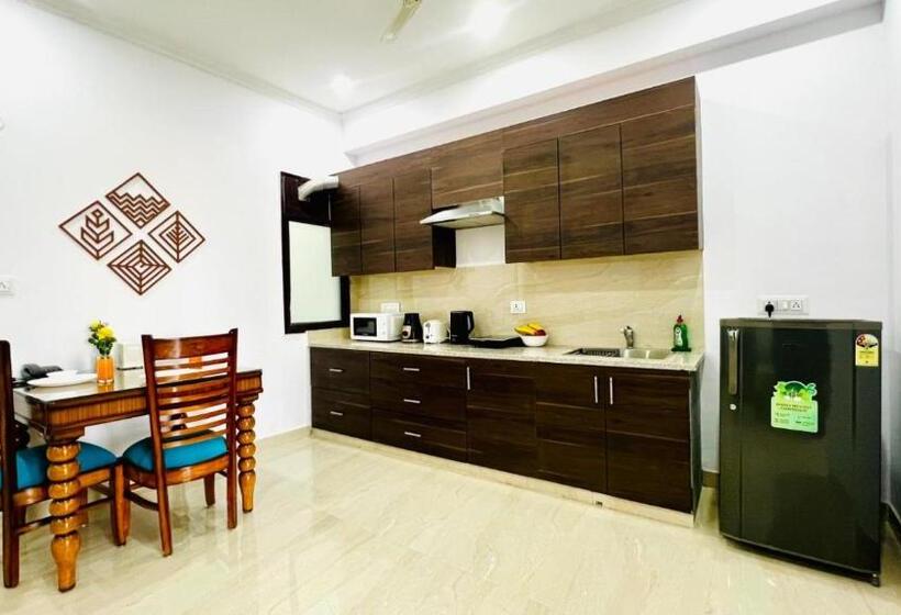 침실 1개 아파트, Zen Suites   Golf Course Road Gurgaon