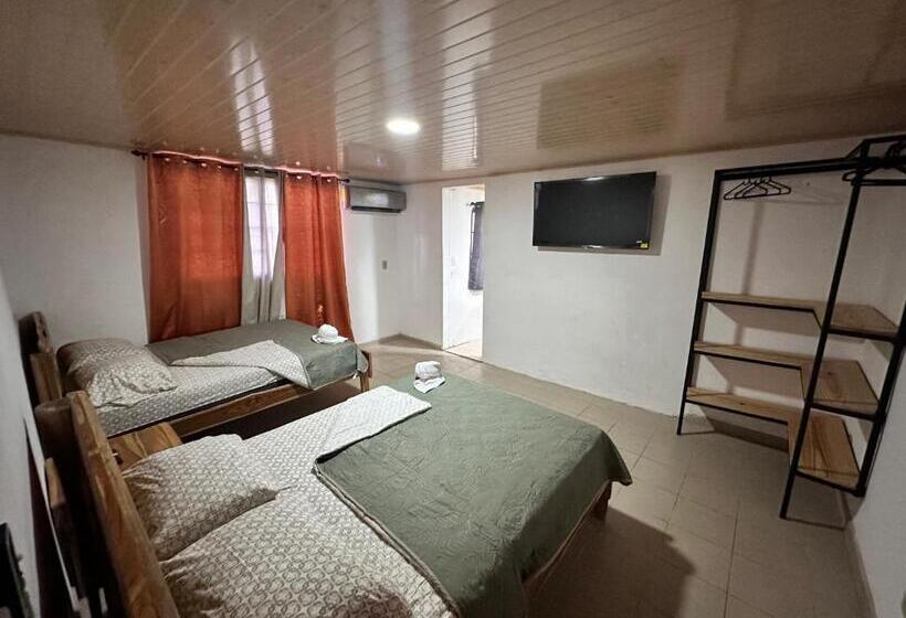 غرفة قياسية, Blasina El Valle