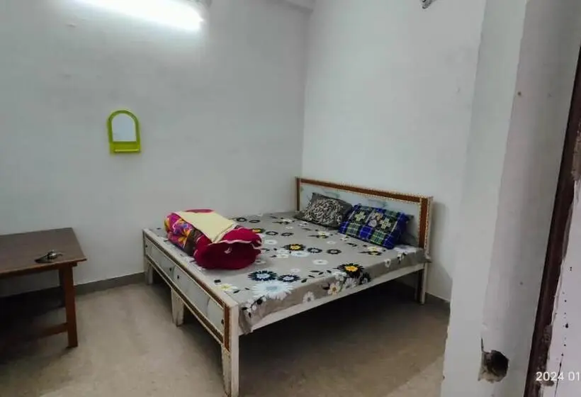 Chambre Deluxe, Gopal Sadan 2