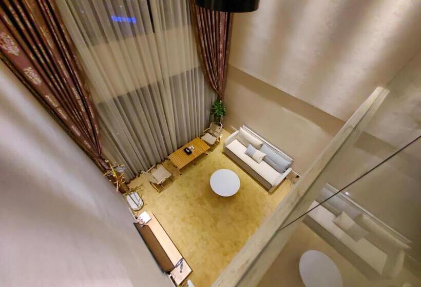 Apartamento Duplex 1 Quarto, 邻致公寓东站中汇店