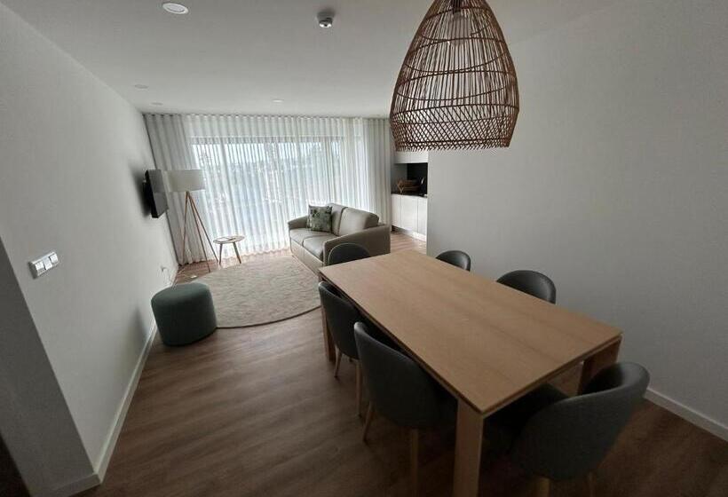 带1个卧室的带海景的公寓, Alto Do Forte