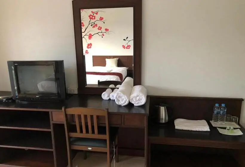 シティビューのスーペリアルーム, Naka Guest House