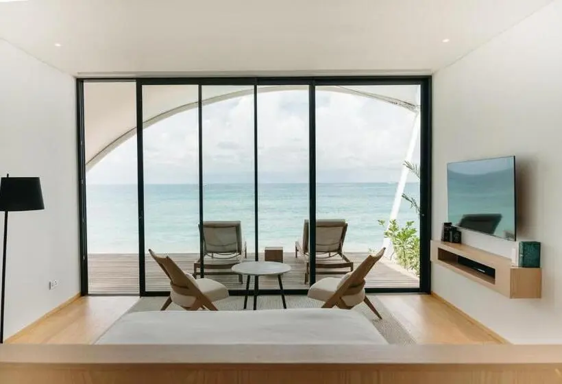 سوئیت با تخت بزرگ, Silversands Beach House Grenada