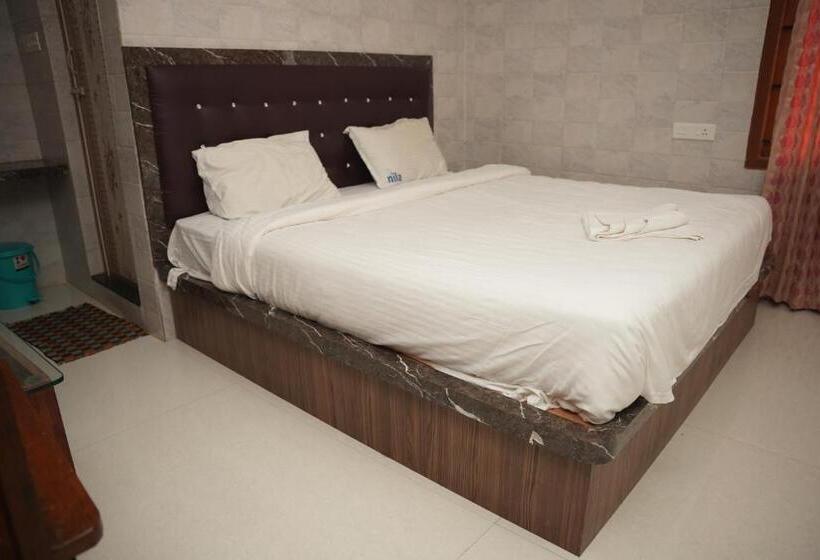 スーペリアールーム, Vs Heritage Inn