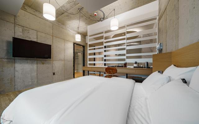 Deluxe room with river view, The Line