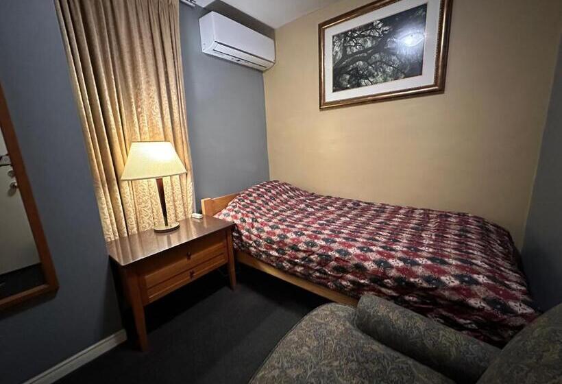 バスルーム共有のシングルスタンダード, Nox Hostel