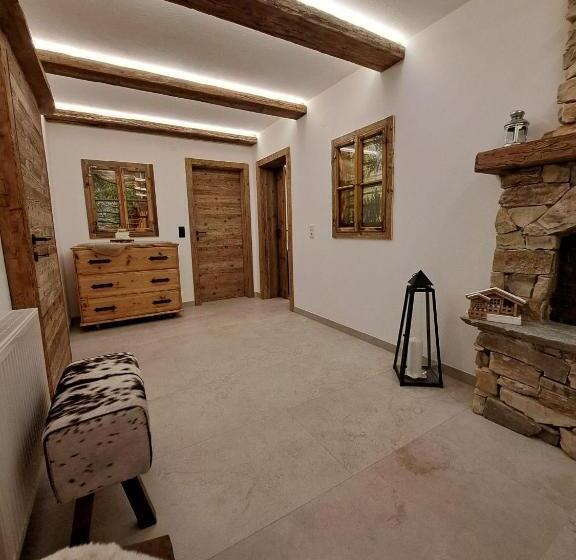 شقة غرفة واحدة, Luxus Apartment Vorderreit Gut