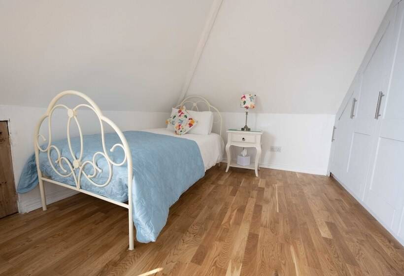 Номер Стандарт Трехместный, Halwell Lodge