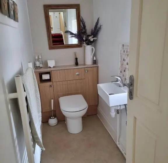 バス共有のスタンダードルーム, St Leonards Guest House