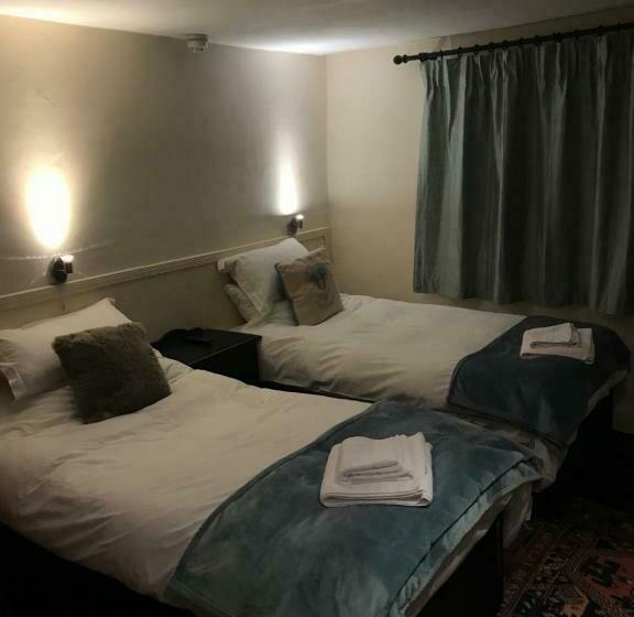 スタンダードルーム, The Harnser