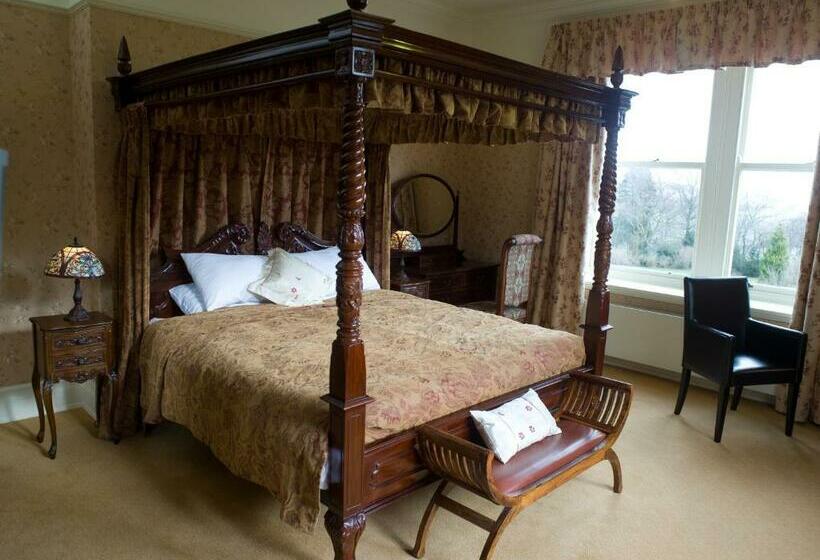 Номер Стандарт, Thornton Lodge