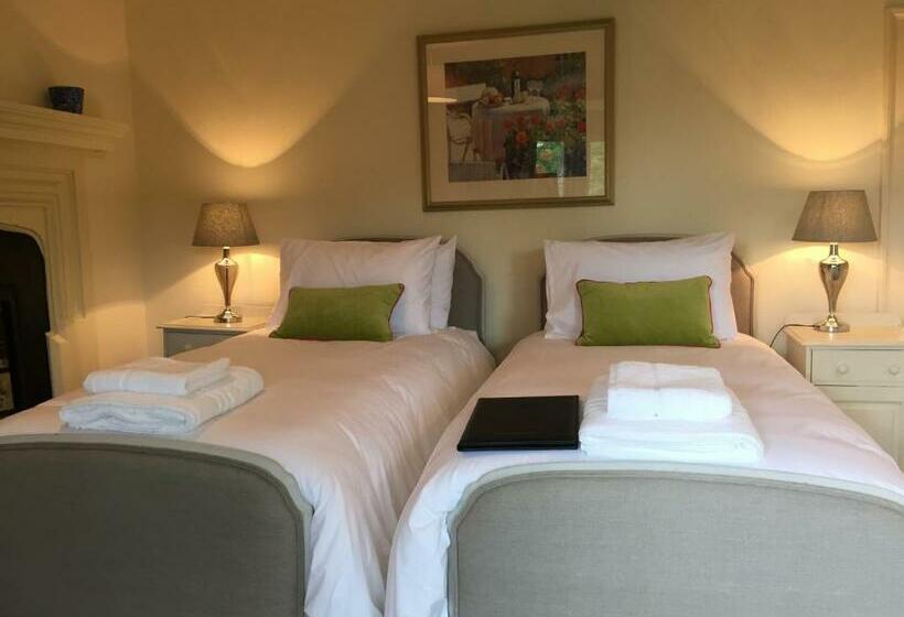 スタンダードルーム, Castle Farm House B&b