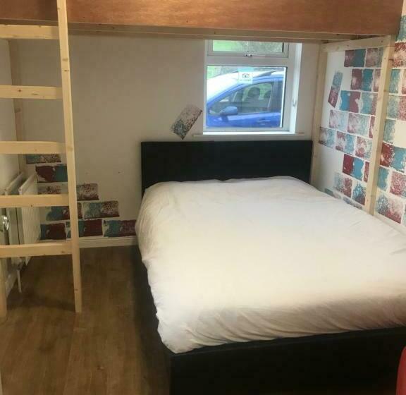 اتاق استاندارد, Finn Mccools Giants Causeway Hostel
