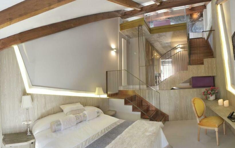 סוויטת דופלקס, Las Treixas