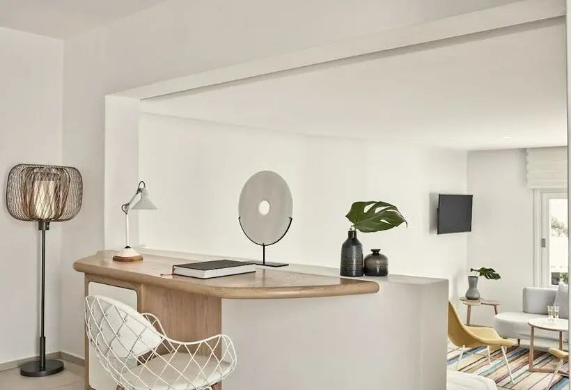 Juniorsviitti Merinäkymä, Myconian Kyma, A Member of Design Hotels