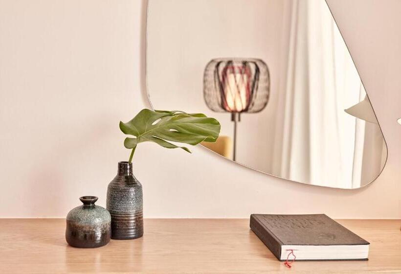 Номер Deluxe Вид на Море Боковой, Myconian Kyma, A Member of Design Hotels