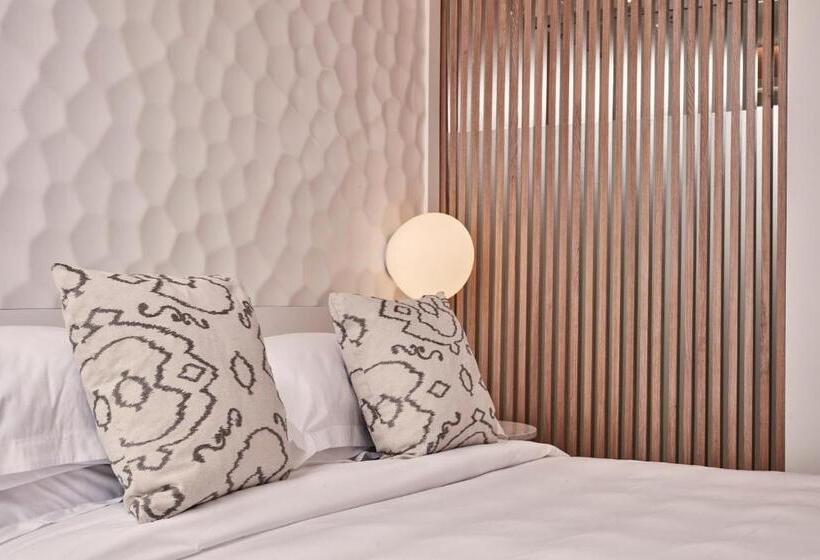 Номер Deluxe Вид на Море Боковой, Myconian Kyma, A Member of Design Hotels