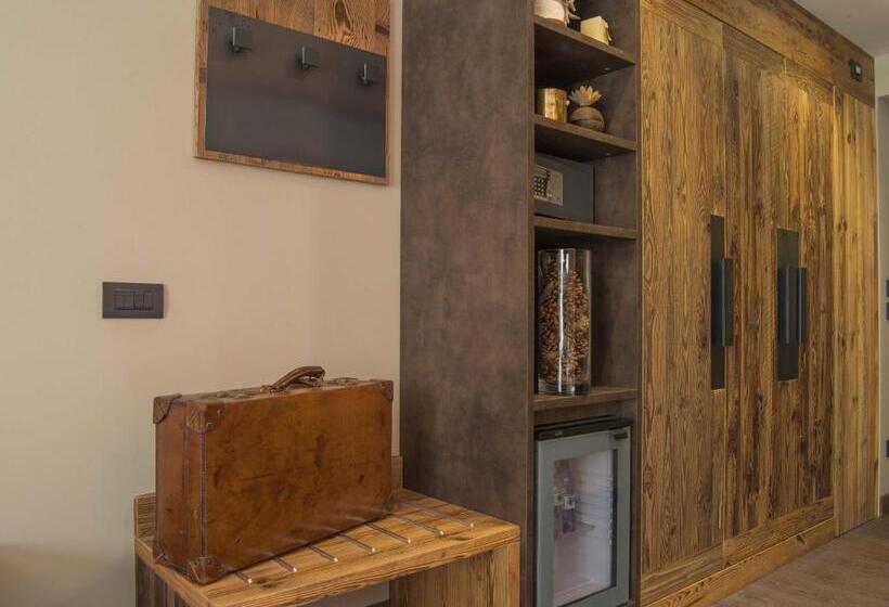 バルコニー付スイート, Olimpia