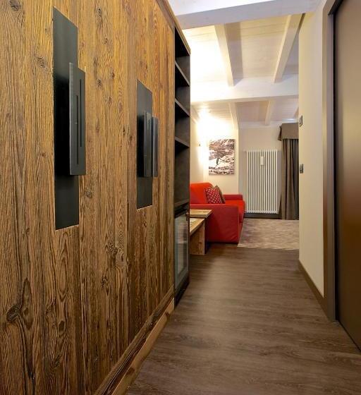 バルコニー付スイート, Olimpia