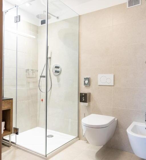 バルコニー付きジュニアスイート, Olimpia