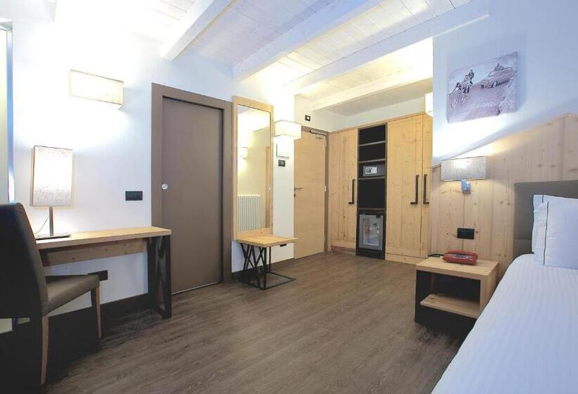 ジュニアスイート, Olimpia