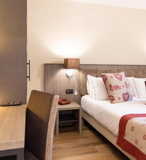 ２ベッドルームアパートメント, Olimpia