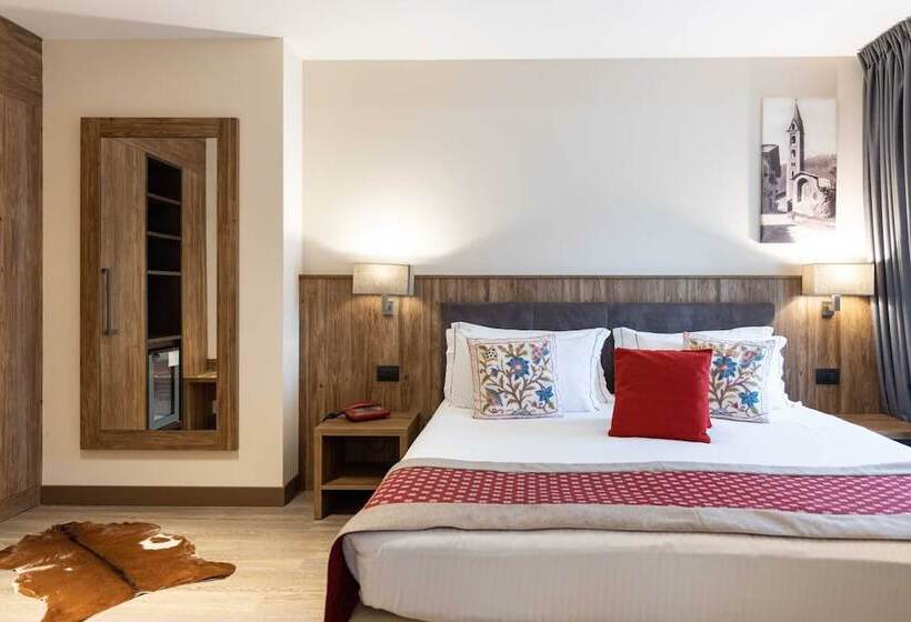 スーペリアールーム, Olimpia