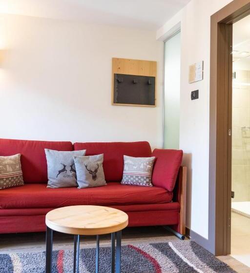 バルコニー付きジュニアスイート, Olimpia