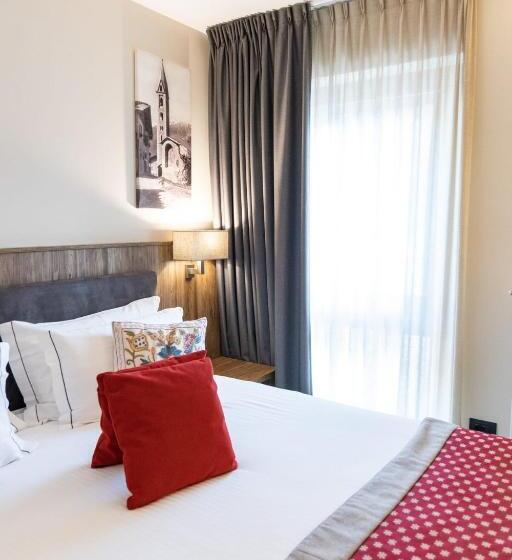 スーペリアールーム, Olimpia