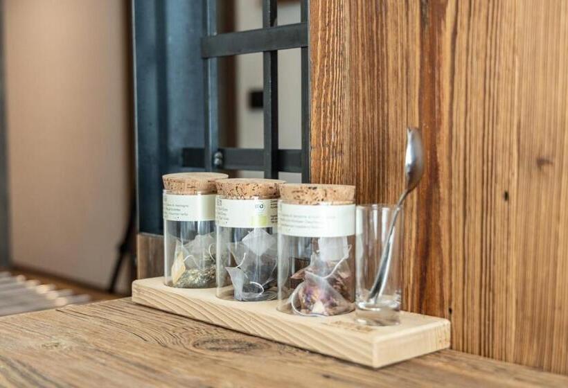 バルコニー付スイート, Olimpia