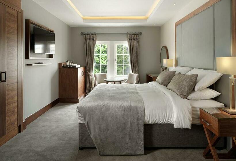 Номер Executive, One Warwick Park
