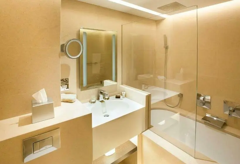 Executive-huone, One Warwick Park