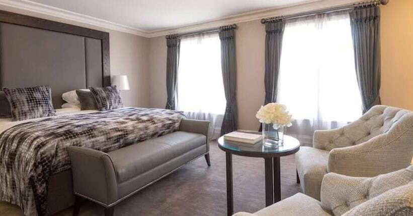 ジュニアスイート, One Warwick Park