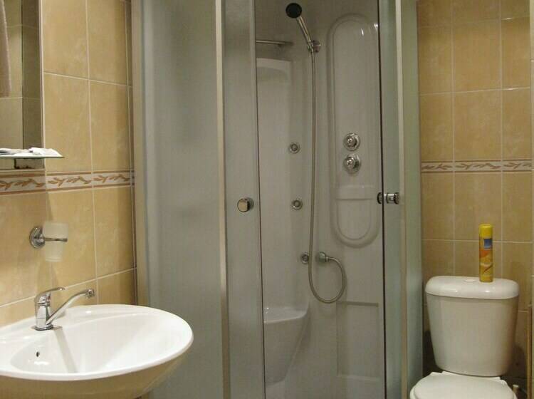 اتاق استاندارد, Piramida