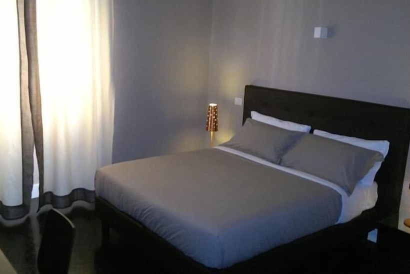 اتاق سوپریور, Residence Regola