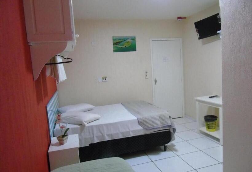 带阳台的三人标准间, Visk Palace Hotel E Restaurante